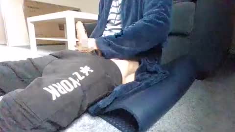 fuckbeatb online show from October 2025 10:27:02 AM