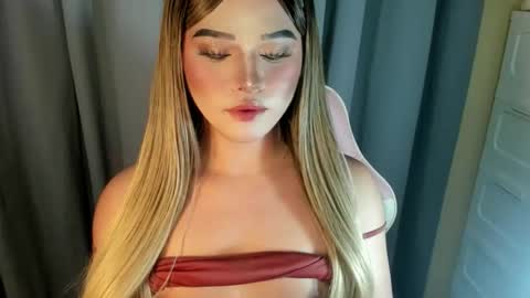 R A I N M O R A L E S  G M A I L . C O M online show from April 2026 08:37:02 PM