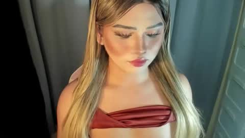 Snapshot of fuckdoll_rain chatting on May 2026 11:42:01 PM R A I N M O R A L E S G M A I L . C O M online show from May 2026 11:42:01 PM