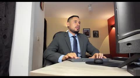 SERGIO THE SEX LAWYER online show from November 2025 02:22:01 AM