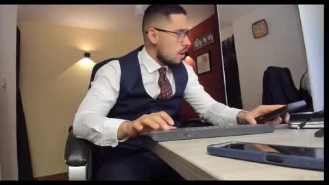 SERGIO THE SEX LAWYER online show from December 2025 05:03:02 AM