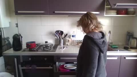 La online show from November 2025 09:36:01 AM