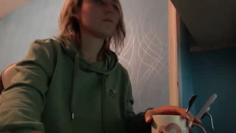 La online show from November 2025 06:41:02 PM