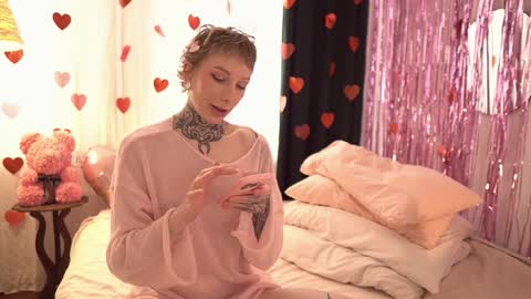 Eva         all my links   online show from February 2026 09:50:01 AM