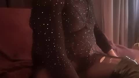 Pizzaz online show from October 2025 07:04:02 PM