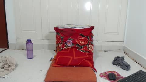 Snapshot of full_milo chatting on January 2025 10:15:02 PM Andres. online show from January 2025 10:15:02 PM