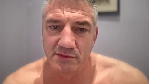 fullback_15 online show from May 2026 05:20:02 PM