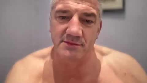 fullback_15 online show from May 2026 06:32:03 AM