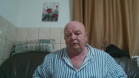 fullballs6 online show from December 2024 02:09:02 AM