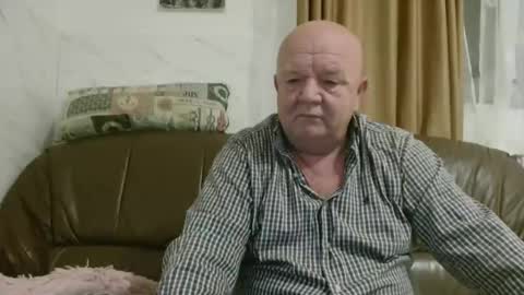 fullballs6 online show from October 2025 03:42:02 AM