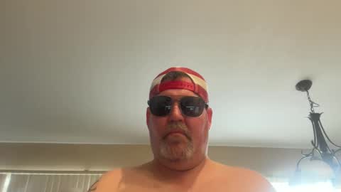 Snapshot of funcoltscouple24 chatting on February 2026 02:58:01 PM ChillCouple online show from February 2026 02:58:01 PM