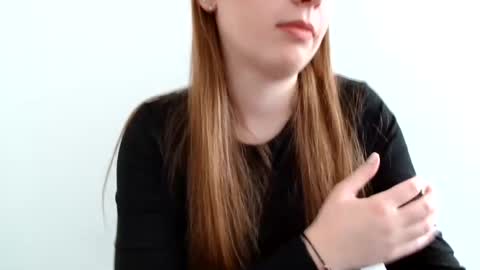 Snapshot of funemma000 chatting on March 2026 01:50:01 PM Emma online show from March 2026 01:50:01 PM