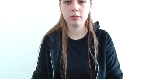 Snapshot of funemma000 chatting on March 2026 10:10:02 AM Emma online show from March 2026 10:10:02 AM