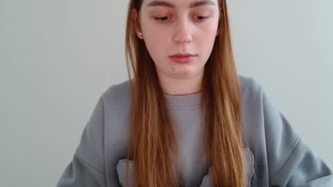 Snapshot of funemma000 chatting on April 2026 09:53:01 AM Emma online show from April 2026 09:53:01 AM