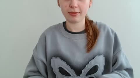 Snapshot of funemma000 chatting on April 2026 09:02:01 AM Emma online show from April 2026 09:02:01 AM