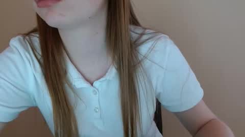 Snapshot of funemma000 chatting on May 2026 09:14:01 AM Emma online show from May 2026 09:14:01 AM