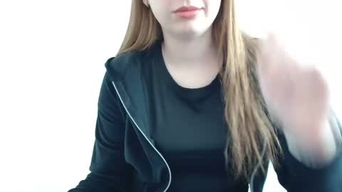 Snapshot of funemma000 chatting on May 2026 08:10:02 AM Emma online show from May 2026 08:10:02 AM