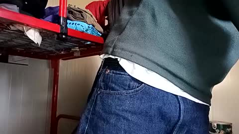 Italian men online show from December 2024 01:33:02 PM