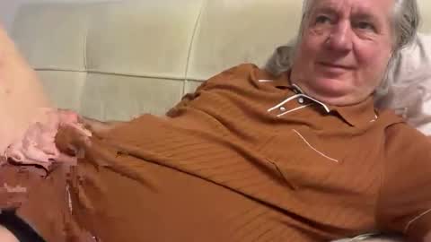 funnyhans online show from May 2026 05:20:02 PM