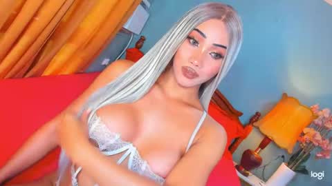Snapshot of funtastic_harlow chatting on June 2026 07:22:01 AM Maddonna online show from June 2026 07:22:01 AM