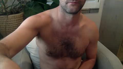 Snapshot of funtimes4us32 chatting on December 2024 07:59:02 PM Funtimes4us32 online show from December 2024 07:59:02 PM