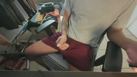 fuxingfreak online show from September 2025 06:41:02 PM