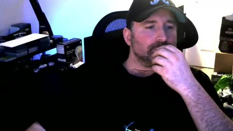 Snapshot of fuzz08 chatting on June 2026 10:04:02 PM fuzz08 online show from June 2026 10:04:02 PM