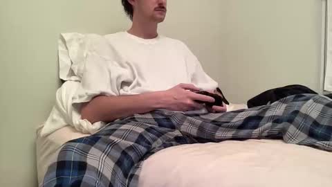 Snapshot of fuzzedpeach chatting on December 2025 11:34:02 PM fuzzedpeach online show from December 2025 11:34:02 PM