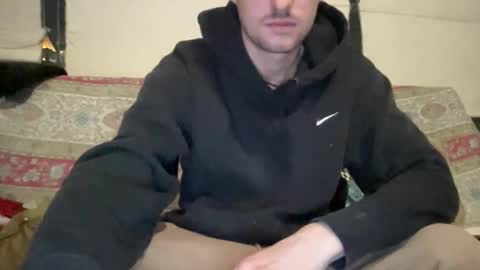 Snapshot of fuzzedpeach chatting on April 2026 05:18:02 AM fuzzedpeach online show from April 2026 05:18:02 AM