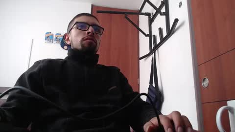 andrew online show from March 2025 02:59:01 PM