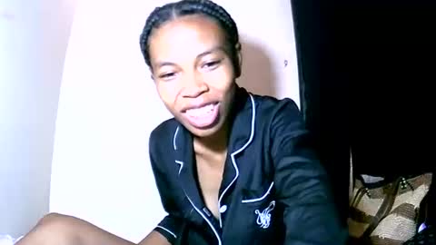 Snapshot of fyah1027 chatting on January 2026 07:24:02 AM fyah1027 online show from January 2026 07:24:02 AM