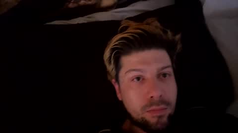 Snapshot of gabethier25 chatting on December 2024 04:35:02 AM yeeah online show from December 2024 04:35:02 AM