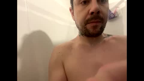 Snapshot of gabethier25 chatting on December 2024 05:21:01 PM yeeah online show from December 2024 05:21:01 PM