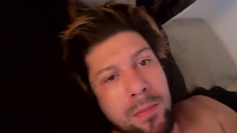 Snapshot of gabethier25 chatting on January 2025 10:44:01 AM yeeah online show from January 2025 10:44:01 AM