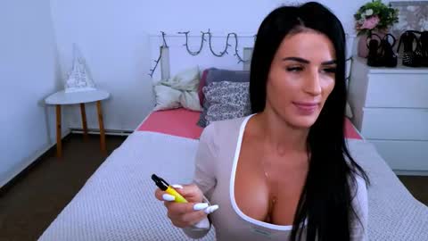 Snapshot of gabi_carter chatting on May 2026 06:19:02 AM GabiCarter online show from May 2026 06:19:02 AM