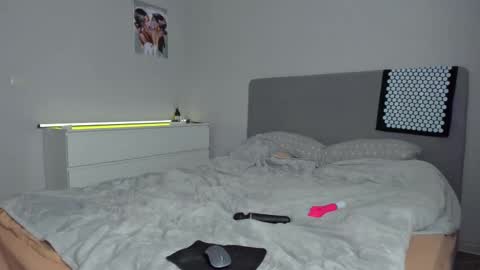 The next stream in car 1 december 10pm time in France online show from September 2025 08:08:02 PM