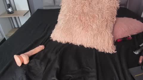 Carolina online show from March 2025 01:14:01 PM