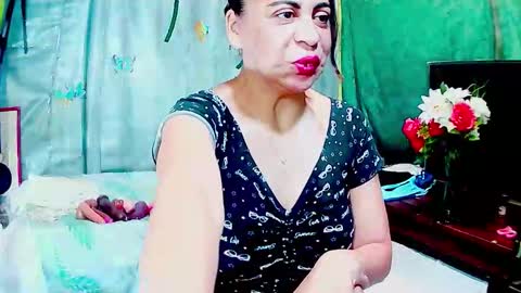 Gabriella Lopez online show from October 2025 04:17:02 PM