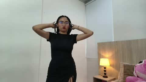 Snapshot of gabriela_vargas chatting on May 2026 08:21:02 PM Gabriela Vargas online show from May 2026 08:21:02 PM