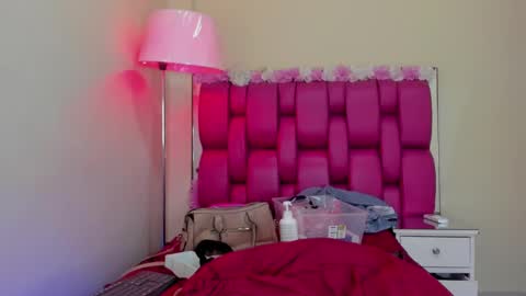 Gaby Im on vacation see you on November 25 online show from February 2025 05:31:01 PM