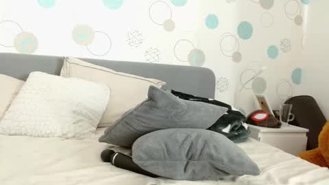 i love to squirt online show from March 2025 09:53:01 PM