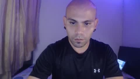 Gabriel online show from November 2025 09:43:02 PM