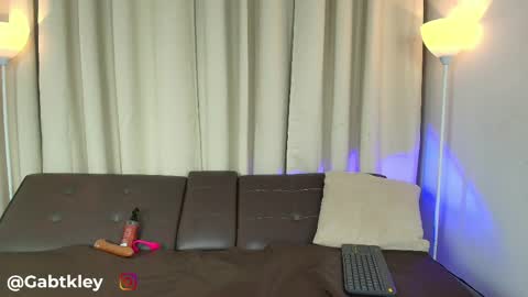 Gabtkley online show from May 2026 01:05:02 PM