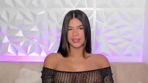 Gabriela  online show from January 2026 11:50:01 PM