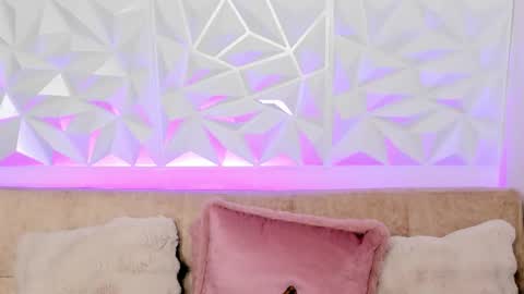 Gabriela  online show from April 2026 07:55:01 PM