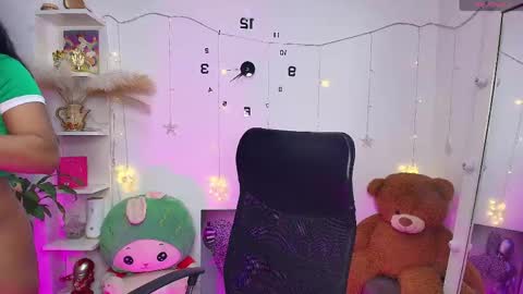 Snapshot of gaby_dams9 chatting on April 2026 07:36:01 AM GABY online show from April 2026 07:36:01 AM