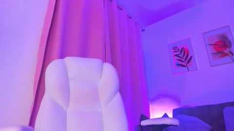 gaby online show from November 2025 02:06:02 PM