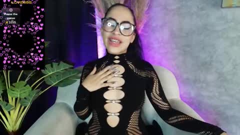 Snapshot of gaby_montiel chatting on November 2025 02:56:02 AM online show from November 2025 02:56:02 AM