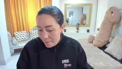 gabriela online show from November 2025 01:11:01 PM