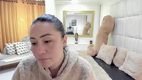 gabriela online show from December 2025 04:03:02 PM